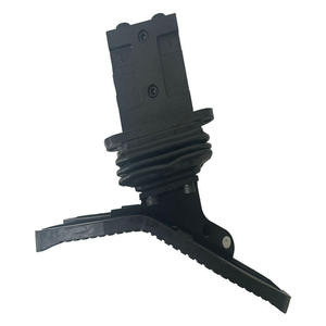 Vanne de pied pour excavatrice Huamao à 6 trous |   Pédale hydraulique durable pour un contrôle précis des machines - Product Image 1