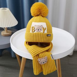 Set Invernale per Bambini: Cappello e Sciarpa in Due Pezzi, Foderati in <span class=keywords><strong>Pile</strong></span>, Spessi, Antifreddo, con Protezione per le Orecchie, Ricamati con Cartoni Animati, in Cotone Lavorato a Maglia - Product Image 6
