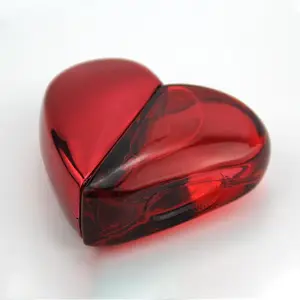 Nuova bottiglia di profumo di vetro a forma di cuore rosso lucido da 50ml di alta qualità