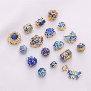 Nuevas Cuentas de Latón Cloisonné <span class=keywords><strong>F1</strong></span> en Oferta, Estilo Chino, Loto y Mariposa, Esmalte, Fornituras de Joyería para Fabricación de Joyas DIY, Venta al por Mayor - Product Image 3