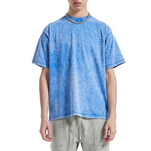 Camiseta Oversize de Hombre con Estampado Tie-Dye, Manga Corta, Cuello Redondo, 100% Algodón, Ajuste Casual, Color Azul Liso - Product Image 4