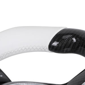 Volant en cuir blanc avec écran LED SOON TODA en fibre de carbone pour <span class=keywords><strong>BMW</strong></span> F10 F16 F20 F30 F31 F32 M3 F80 M4 F82 M2 F87 E88 E90 E92 - Product Image 6