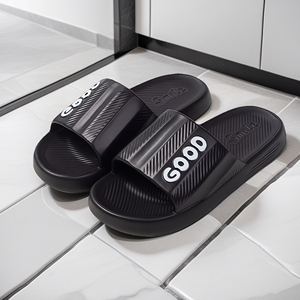 รองเท้าแตะแบบสวมเปิดนิ้วเท้า EVA กันลื่น ระบายอากาศได้ดี กันน้ำ นุ่มสบาย สไตล์สปอร์ต สำหรับใส่ในบ้าน/นอกบ้าน ราคาประหยัด สำหรับผู้ชาย - Product Image 3