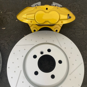 Комплект переднего тормозного суппорта OEM <span class=keywords><strong>M</strong></span> Performance MP, новый 4-поршневой и 2-х горшок с задними дисковыми тормозными колодками для BMW F30 F20 F шасси серии - Product Image 1