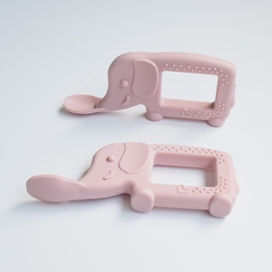 NEWEVER Nuovo Stile Cucchiaio Massaggiagengive in Silicone Senza BPA a Forma di Coccodrillo, Utensili per lo Svezzamento Guidato dal Bambino, Cucchiaio per Neonati Fase 1, 7-36 Mesi - Product Image 6