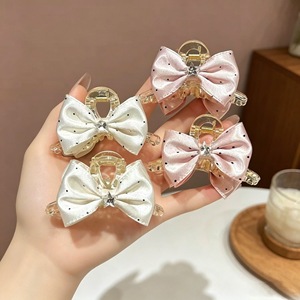 French polka dot <b>bow</b> hair <b>clip</b>, sweet and girly pearl heart style, fashionable and versatile side <b>clip</b>, new princess hair - Product Image 3