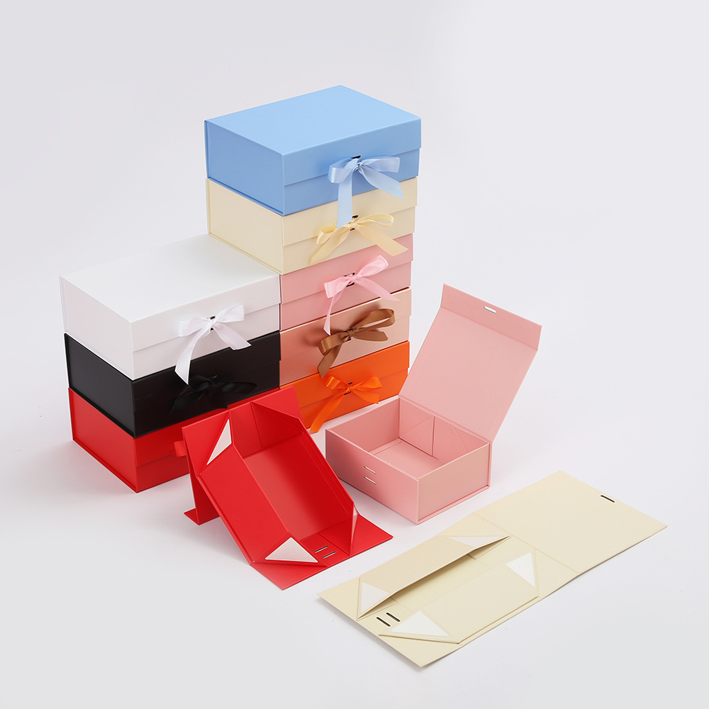 Caja de regalo con cinta