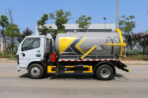 รถดูดสิ่งปฏิกูลแบบเทเองได้ ขนาด 5000 ลิตร ยี่ห้อ Dongfeng ขับเคลื่อน 4x2 สำหรับขนส่งน้ำเสียในประเทศ - Product Image 3