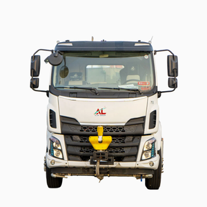 Nouveau <span class=keywords><strong>camion</strong></span> spécial d'eau nettoyage de route dépoussiérage <span class=keywords><strong>camion</strong></span> de lutte contre l'incendie - Product Image 5