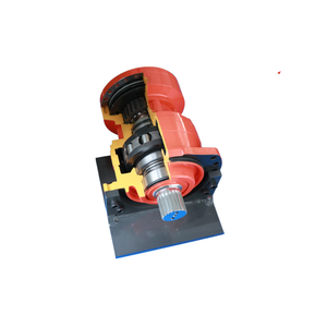 Moteur hydraulique à pistons radiaux 05 avec une cylindrée de 380-820 cm³, un couple de 3320 N.m et une vitesse de 160 tr/min - Product Image 3