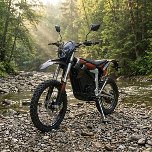 รถมอเตอร์ไซค์วิบาก Feiwo Road Dirt Bike 5000w ระยะทางวิ่ง 150 กม. ความเร็วสูงสุด 120 กม./ชม. มอเตอร์แบบไร้แปรงถ่าน โครงอะลูมิเนียม แข็งแรง ทนทาน สำหรับผู้ใหญ่ รถมอเตอร์ไซค์วิบากขึ้นเขา 5000w Central - Product Image 1
