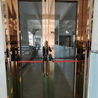 Barre tactile horizontale en acier inoxydable pour porte coupe-feu, barre de poussée d'urgence, serrure à clé, finition argentée, fabriquée au Guangdong pour les situations d'urgence