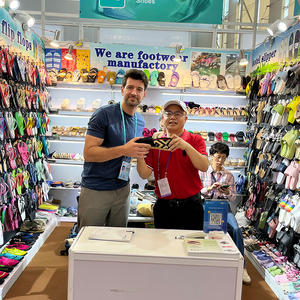 Nicecin OEM Vente en Gros Sandales de Mariage pour Femmes en PVC Ouvertes Tongs d'Été Tendance pour la Plage, l'Extérieur et les Invités du Printemps - Product Image 5