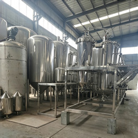 Raffinerie d'huile comestible automatique 1-10 TPD en acier inoxydable 304 pour la dégommage et la désodorisation des huiles d'arachide, de soja, de palme et d'olive pour petites usines