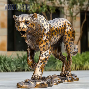 Statue in Bronzo a Grandezza Naturale per Decorazione Giardino Esterno e Statue di Giaguaro in Bronzo - Product Image 1