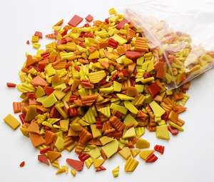 Vente en gros 1000g Carreaux de mosaïque en cristal de couleur mélangée Vitrail brillant Formes assorties en vrac pour le bricolage et la décoration intérieure - Product Image 3