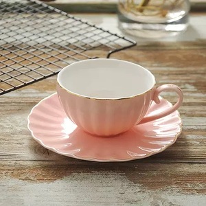 Ensemble de tasse et soucoupe à café en céramique portable et réutilisable, motif minimaliste de couleur macaron, avec forme de citrouille - Product Image 6
