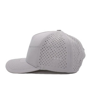 Gorras de Béisbol de Alta Calidad, 100% Poliéster Oxford, Diseño de 5 Paneles, Personalizables, Ajustables, Color Sólido con Puntos - Product Image 4