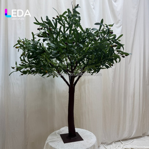 Árbol de Olivo Artificial Personalizado LEDA con Frutos, Planta de Olivo Artificial Realista para Decoración de Interiores de Bodas, Eventos, Hoteles y Vestíbulos - Product Image 1