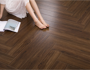 Azulejos Decorativos de Madera para Piso, Color Marrón, Textura de Madera, Azulejos de Pared de 150*900 mm, Azulejos de Porcelana con Aspecto de Madera para Piso - Product Image 3
