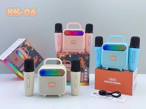 Micrófono inalámbrico todo <span class=keywords><strong>en</strong></span> uno de alta potencia para karaoke al aire libre portátil 5,3 para sistema de sonido RGB Bluetooth con pantalla de letras - Product Image 2