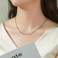 Collier fin tressé Gaovo en acier inoxydable plaqué or 18 carats, chaîne en corde tressée empilable, bijoux de mode pour femmes, cadeau pour tous les jours