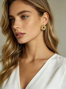 MECYLIFE High Quality Mini Triple <strong>Knot</strong> <strong>Earrings</strong> 18K Gold Plated Brass Fashion Jewelry <strong>Earrings</strong> Love <strong>Knot</strong> Stud <strong>Earrings</strong> - Product Image 4