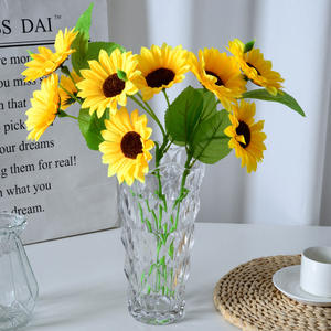 Girasoles de seda amarilla sin polen, tallo único de 3 cabezas, flor artificial de 40cm con hojas verdes para decoración de <span class=keywords><strong>hospital</strong></span> en casa - Product Image 5