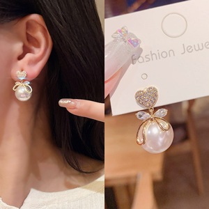 Hàn Quốc thời trang cao cấp hợp kim Stud Bông tai sang trọng cổ tích đào trái tim lớn ngọc trai đầy đủ kim cương khí chất Ngọt Ngào Phong cách hợp thời trang - Product Image 4