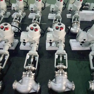 Actionneur électrique Rotork à commande automatique et accouplement direct pour l'ouverture de vannes dans l'industrie chimique et pétrolière - Product Image 3
