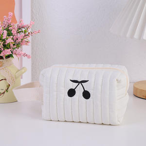 Nueva moda grande impermeable suave bolsas de cosméticos para mujeres bolsa hinchada personalizada con cierre de cremallera estuche de maquillaje de moda - Product Image 6