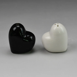 Personalizado casamento decoração coração em forma cerâmica senhor e senhora sal e pimenta shaker - Product Image 2