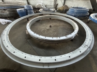 Engrenage annulaire ultra-fin en acier forgé OEM, revêtement oxyde noir, diamètre extérieur 4000 mm, pour éolienne