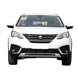 Dongfeng <span class=keywords><strong>Peugeot</strong></span> <span class=keywords><strong>5008</strong></span> SUV d'<span class=keywords><strong>occasion</strong></span> 2017 à essence, cinq places, version manuelle, SUV moyen - Product Image 1