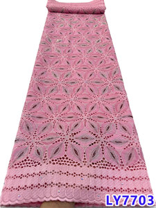 Nouvelle Conception Robe Nigériane Brodé 100% Polyester Dentelle Africaine Sèche <span class=keywords><strong>Tulle</strong></span> Perlé Motif Floral Élégant Soirée 130cm Largeur Maille - Product Image 1