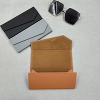 Lunettes de soleil optiques triangulaires pliables personnalisées Yazhi, couleur personnalisée, impression haut de gamme, résistantes aux chocs, livraison rapide, étui d'usine rose