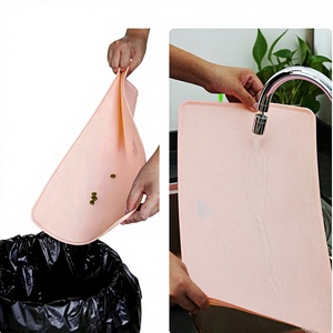 Tapete de silicona antideslizante todo en uno, duradero, de grado alimenticio, para comedero de perro, comedero lento de agua, tapete para lamer para mascotas, moderno, promocional. - Product Image 1