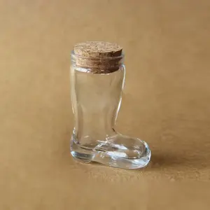 2023 Mini Jackboot Style Handmade Irregular Glassware Shoot Boot Shaped Cup Beer Stein Glass Glassware for Restaurant Party