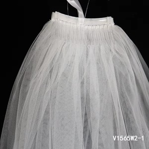 Voiles de mariée longs V1565W2-1, voiles de mariée classiques et voiles de mariée avec appliques en dentelle - Product Image 3