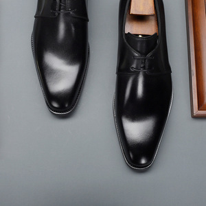 Chaussures habillées de luxe pour hommes, en cuir Oxford, à bout pointu, antidérapantes, respirantes et légères, idéales pour le bureau et les occasions formelles. - Product Image 2