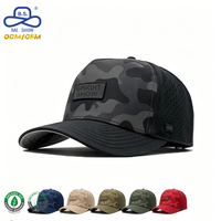 Casquette de sport certifiée Sedex BSCI avec impression camouflage, patch personnalisé et trous perforés au laser pour activités décontractées en plein air