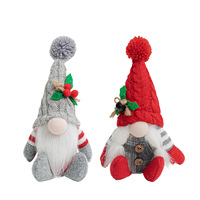 Gnome de Noël sans visage en peluche avec bonnet tricoté et décorations de baies de houx, figurine assise pour la maison et les fêtes, vente en gros
