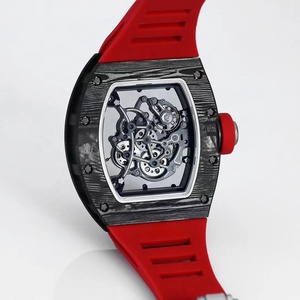 Nouvelle Montre Mécanique Squelette Homme en <span class=keywords><strong>Fibre</strong></span> de Carbone avec Cadran Ajoure Tonneau, Bracelet en Caoutchouc Rouge, Haut de Gamme, Style Streetwear, Lumineuse et Tendance - Product Image 4