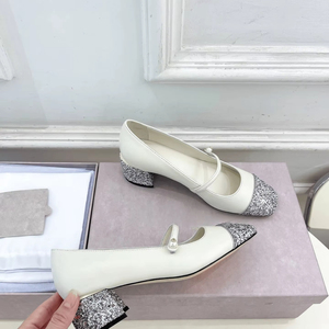 Zapatos de Tacón Cuadrado Blancos para Mujer, Estilo Mary Jane, con Punta Decorada, Correa de Perlas, para Vestir o Uso Casual - Product Image 1