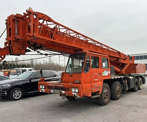 รถเครนมือสอง30ton TL300E Tadano รถเครนเคลื่อนที่จากประเทศญี่ปุ่นส่วนประกอบหลักลูกปืนปั๊มเครื่องยนต์ - Product Image 1