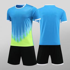 Set Uniforme da <span class=keywords><strong>Calcio</strong></span> Personalizzato con Stampa <span class=keywords><strong>a</strong></span> Sublimazione in Poliestere per Club e Squadre - Product Image 2
