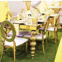 Tables de salle à manger rectangulaires de mariage avec 7 pieds en acier inoxydable et plateau en verre miroir