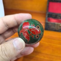 Boules de massage manuelles traditionnelles chinoises Shouxing en fer creux avec sonnerie pour soulager le stress