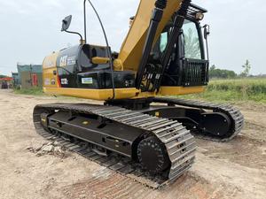 Excavadora Hidráulica Diésel Mediana Caterpillar 323D2 de Alta Calidad a Precio de Fábrica, en Excelentes Condiciones de Trabajo, en Venta - Product Image 2