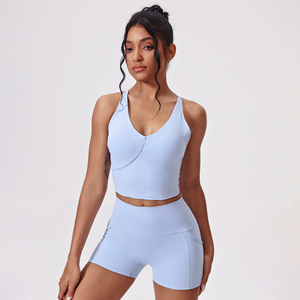 Conjunto de yoga de 2 piezas de nailon/spandex transpirable con cuello en V, cintura alta elástica y doble bolsillo, ideal para correr. - Product Image 4